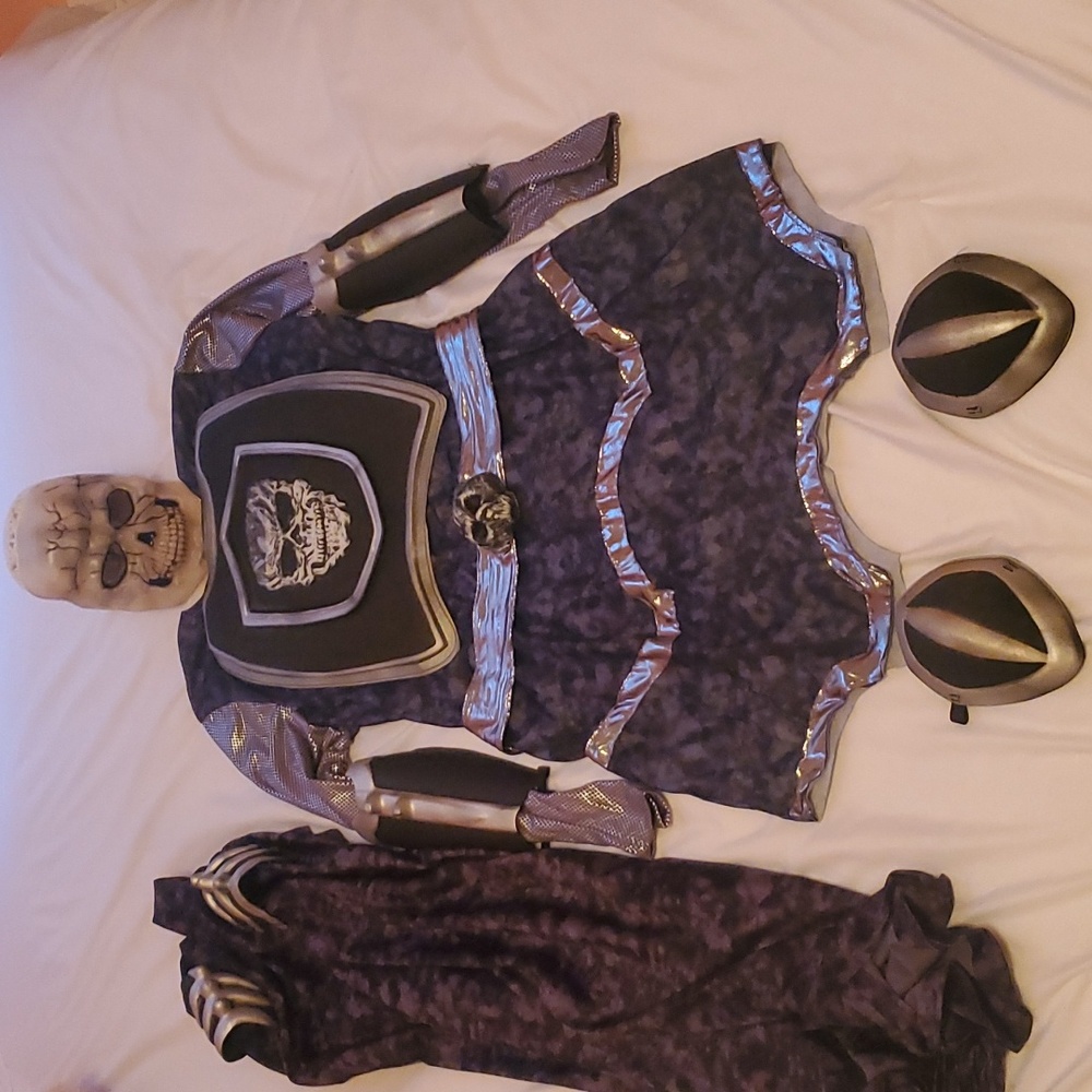 Child Knight Terror Halloween costume size XL
